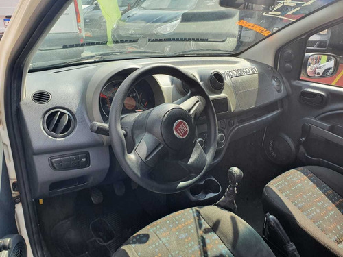 Imagem 9 de 12 de Fiat Uno 2013 1.0 Vivace Flex 3p