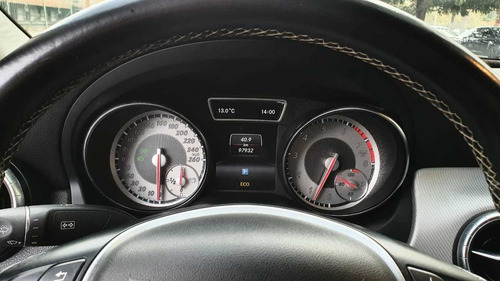 Mercedes-benz Clase Cla 1.6 Cla200 Coupe Urban 156cv Mt 2013