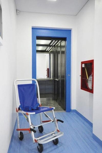 Edificio Comercial Habilitado Como Clínica Médica En Villa Crespo En Venta / Alquiler