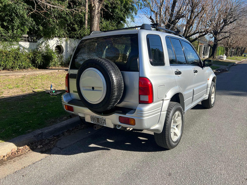 Chevrolet Grand Vitara 2.0