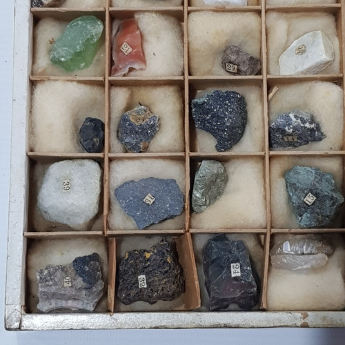 Imagen 6 de 10 de Antigua Colección De Piedras Y Minerales Muestra 7o 1834