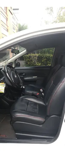 Nissan Tiida 1.6