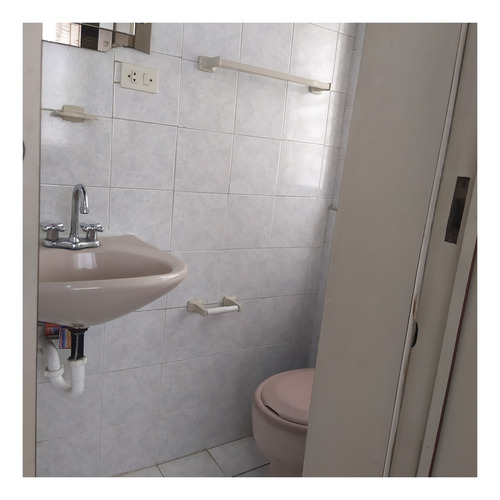 Imagen 8 de 9 de Oficina En Venta - Urb. La Campiña