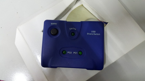 Switch Usb Para Conexion De 2 Pcs (Usado)