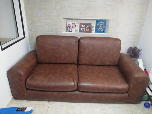 Sofa 3 Puestos Tapicería Nueva