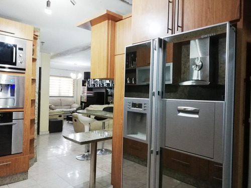 Imagen 12 de 27 de Town House, Conjunto Residencial Villas Del Este, Guatire, Estado Miranda. Mm