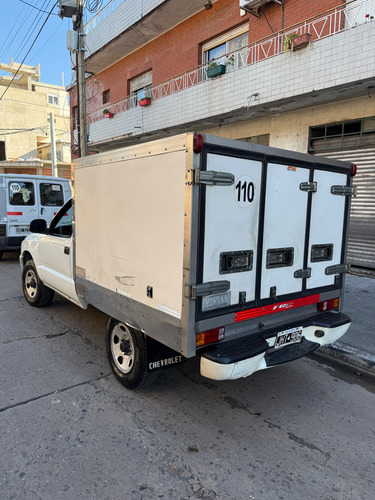 Chevrolet S10 Con Furgon Térmico S/ Equipo