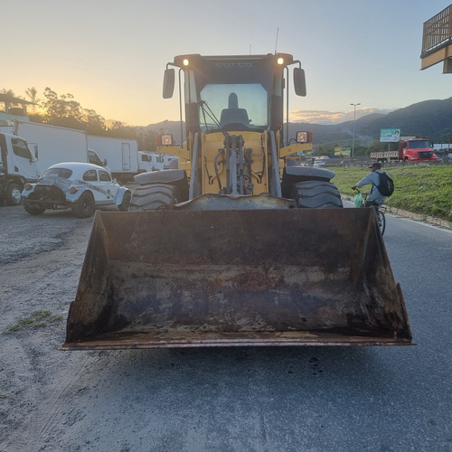 Pa Carregadeira Volvo L 60 Unico Dono Ano 2013 