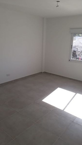 Imagen 5 de 17 de Departamento 2 Ambientes Cuotas Pesos //escucha Oferta