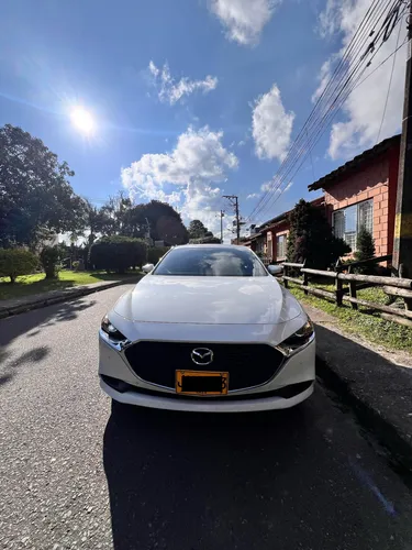 Mazda 3 2.0 Prime