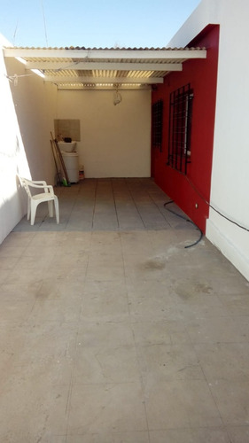 Imagen 6 de 17 de Departamento En Venta En Merlo Centro 2 Amb