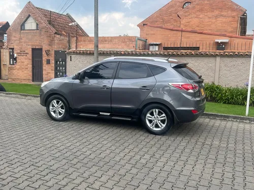 Hyundai TUCSON IX-35 2.0l 4x4
