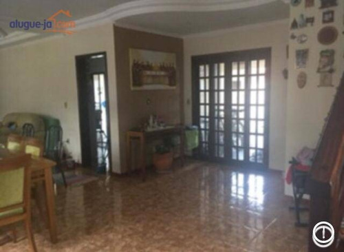 Imagem 10 de 23 de Sobrado Em Condomínio De Alto Padrão, Com 3 Dormitórios, Suite Com Closet, Hidro, Piscina, 2 Vagas. - So1129