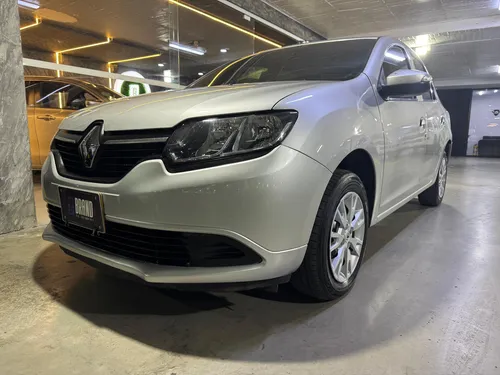 Renault Logan 1.6 Expression / Life +