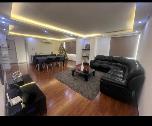 Venta . Apartamento.   Los Palos Grandes.  Caracas 156695