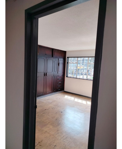 Oficina En Arriendo, Restrepo