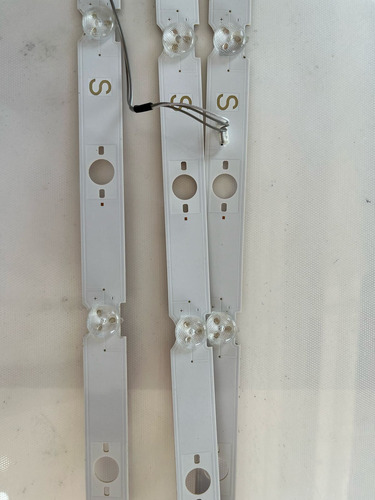 Kit De Leds Sony Kdl-40w650d 3 Tiras De 6 Leds (Usado)