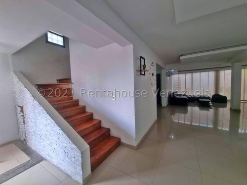 Imagen 3 de 30 de Casas En Venta En Urbanizacion Ciudad Roca Barquisimeto Estado Lara Cod Flex Ref # 22-13166 / 0 4 1 2 1 5 1 8 8 9 3 / Mr