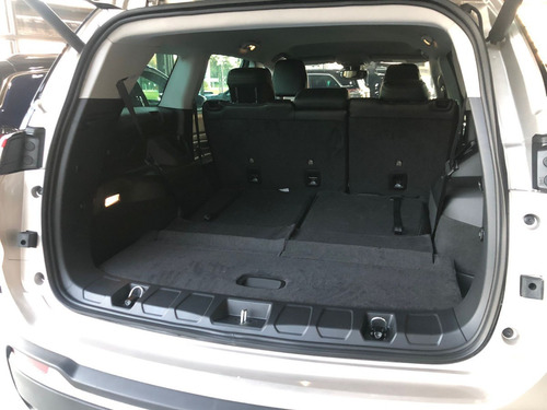 Imagen 10 de 15 de Jeep Commander Limited 1.3
