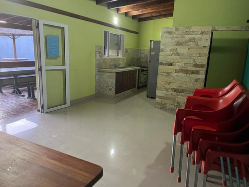 Tres Casas Quintas En Zocchi 2924 Esq. Domínguez