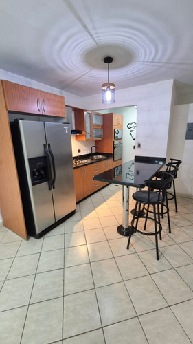 Elena Hidalgo Alquila Apartamento En Terrazas De San Diego Excelente Ubicación Con Vigilancia Privada Pozo Piso Bajo Cerca A La Av Don Julio Centeno San Diego Carabobo (solo Clientes