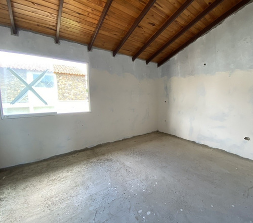 Imagen 7 de 9 de Town House Conjunto Residencial Maria Jose Obra Gris