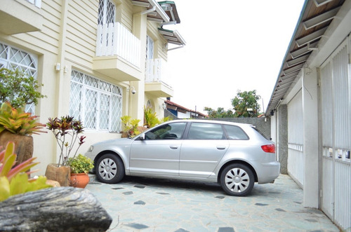 Casa En Venta 2313826 En Alto Prado