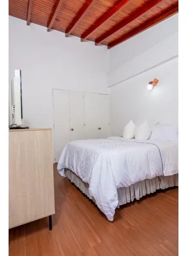 Casa Amoblada En Arriendo En El Poblado