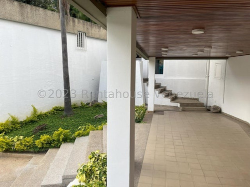 Baja De Precio En Venta ¡espectacular Casa En Valle Arriba Con Acceso A Campos De Golf! Alfonso 25-7912