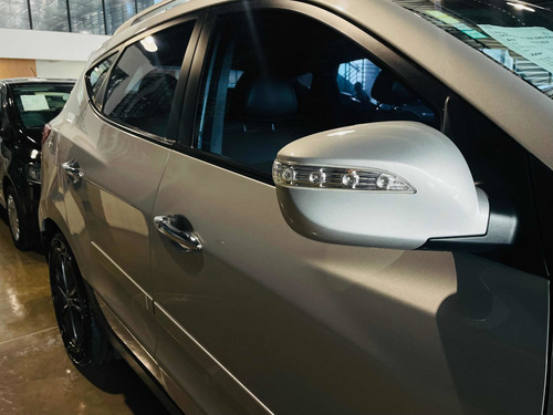 Imagem 12 de 15 de Hyundai Ix35 Gl 2.0 16v 2wd Flex Aut.