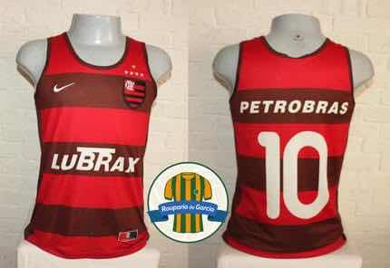 Camisa Flamengo Nike 2001/2004 Regata #10  - Tamanho P