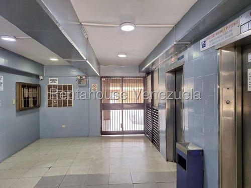*jl/ Oficina En Venta Zona Centro-oeste Barquisimeto Lara, Venezuela/josé López/# 25-20383/ 136.13 M²