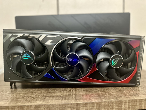 Placa De Vídeo Asus Rog Strix Rtx 4080 Super