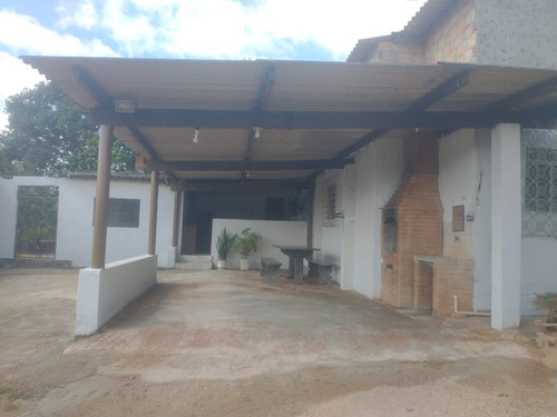 Chácara Com Casa, Piscina E Pomar Produzindo.