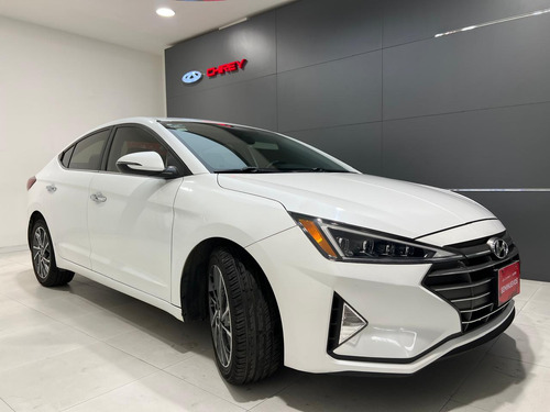 Hyundai Elantra Hibrido 2.0 Limited Tech Navi At