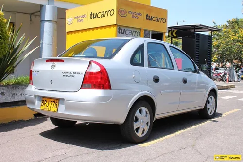 Chevrolet Corsa 1.8 Gls Evolution Mt