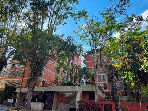 Apartamento En Venta En La Boyera Calle Privada. Sal