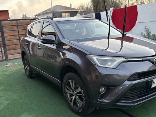 Toyota RAV4 Std 4x2 722cl0