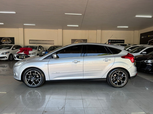 Ford Focus 2.0 Titanium Flex Powershift 5p