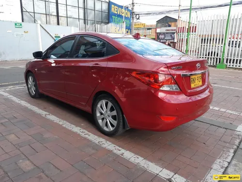 Hyundai I25 1.6cc Tp Aa 4x2