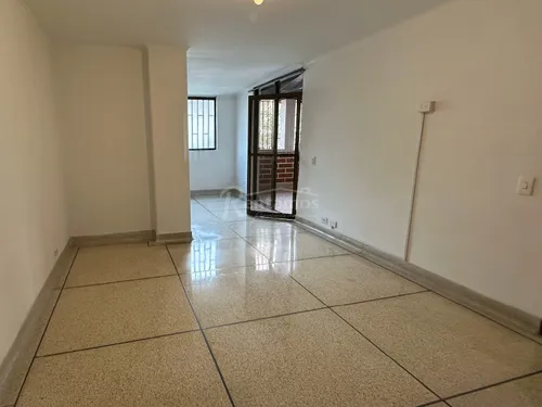 Apartamento En Arriendo En Patio Bonito. Cod A776031