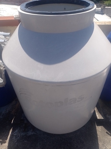 Tanque De Agua Rotoplast 600l, Sin Tapa.