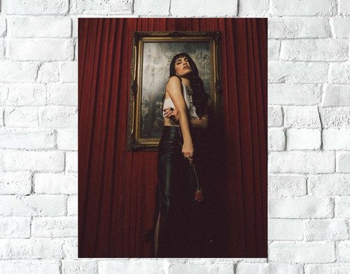 Poster Decorativo Lali Esposito 03 - Tamaño A3 30x40 Rojo