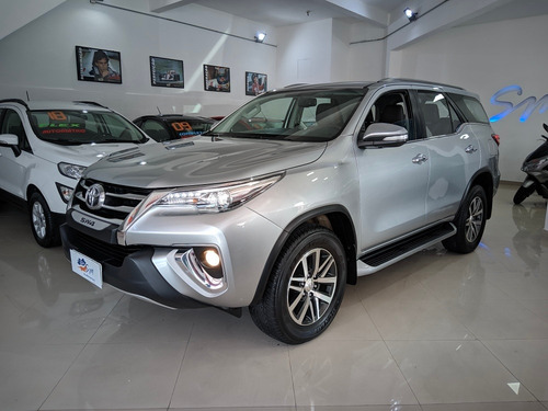 Toyota Sw4 2.8 Tdi Srx 7l 4x4 Aut. 5p 2016