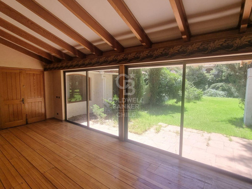 Casa Con Gran Terreno En Cantagallo