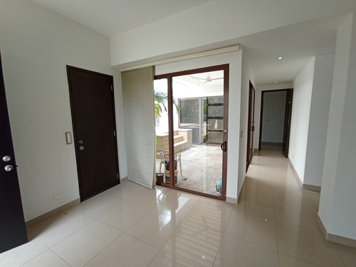 Imagen 16 de 30 de Zona Norte - Venta De Casa En Barcelona De Indias.