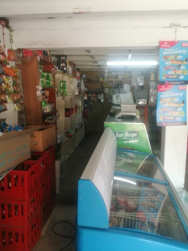 Vende Casa Con Local Comercial Cerro Navia