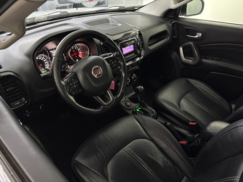 Fiat Toro 1.8 16v Freedom Flex 4x2 Aut. 4p