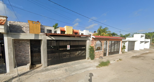 Casa En Venta C. 14a 111, Misné, 97176 Mérida Yucatan/ Recuperacion Bancaria Laab2