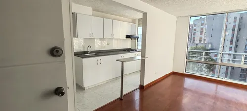 Apartamento 3 Habs. 2bañ. Garaje. Cocintegral. Superubicac.